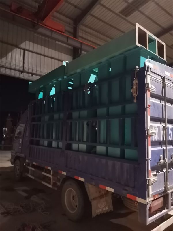億泰糧油機(jī)械成品庫(kù)房